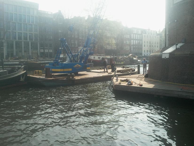 Steiger-aanlegplaats-waterbouw-Amsterdam